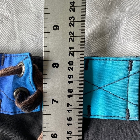 Billabong Women's Black‎ Board Shorts Blue Leg Logo Size 7 - Picture 13 of 15